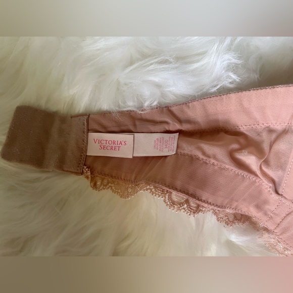 ✨$6✨ Victoria’s Secret Dream angels strapless beige nude praline bra - Picture 3 of 4